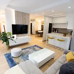 Wa27 Riverside Premium Apartment, 200m To The Old Town *