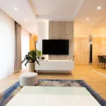 Wa27 Riverside Premium Apartment, 200m To The Old Town דירה *