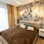 Wa27 Riverside Premium Apartment, 200m To The Old Town