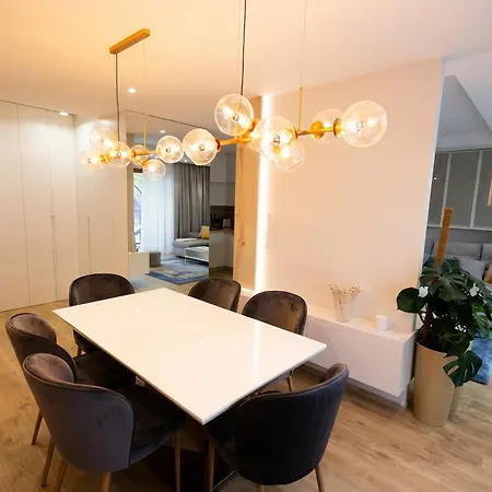 Wa27 Riverside Premium Apartment, 200m To The Old Town Daire